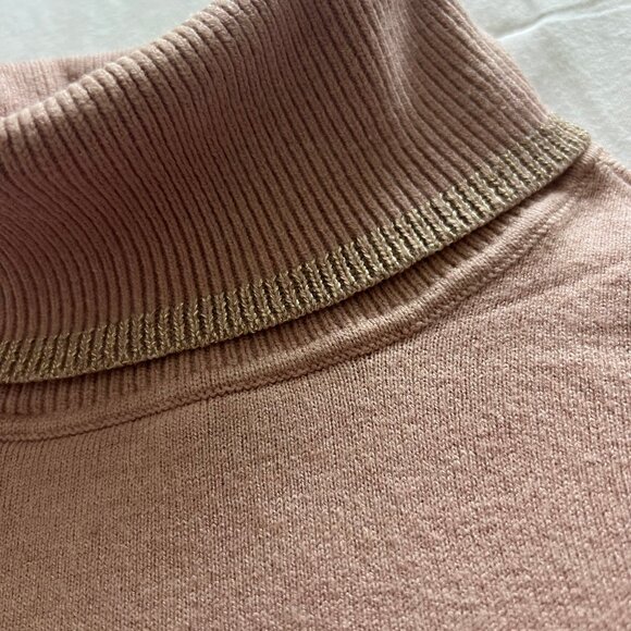 Lightweight turtle neck sweater - Picture 1 of 4